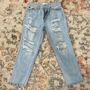 Brand new Kancan jeans. Size: 9/28.